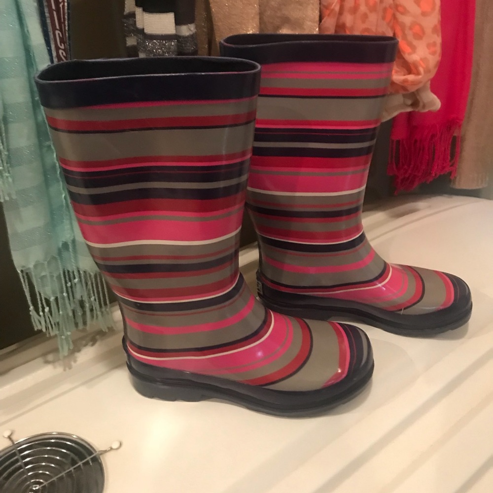 Rain boots